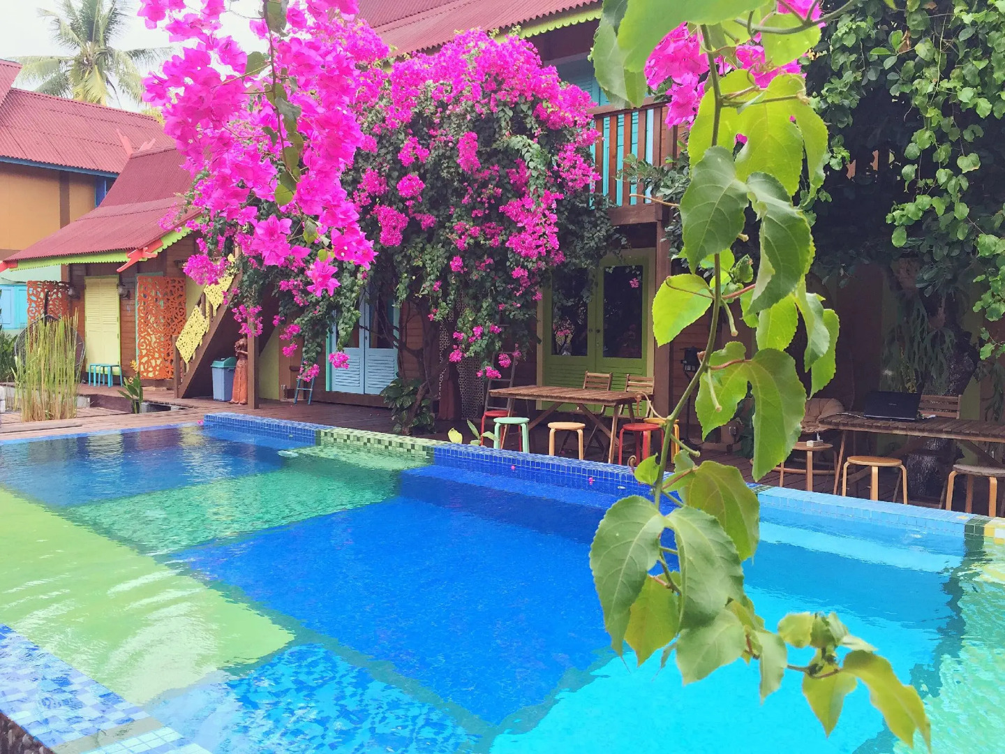 Bleu Verde i am colors