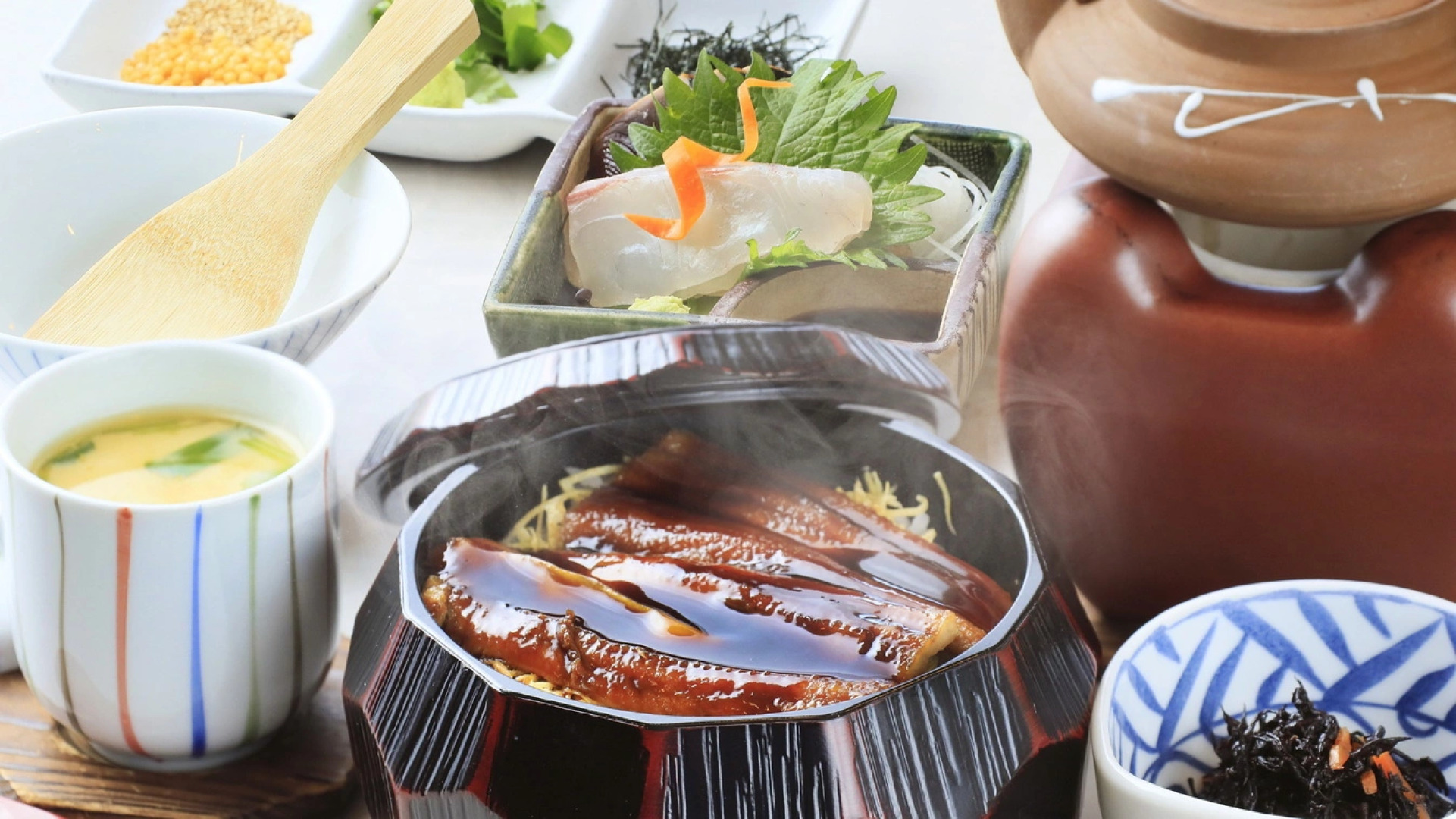 Katsuura Hilltop Hotel & Residence