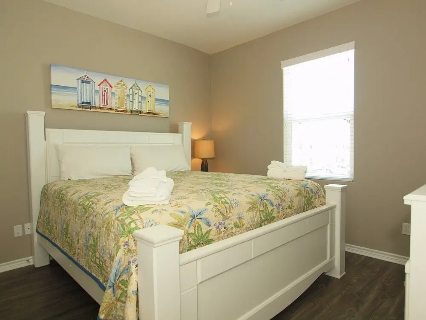 Nemo Cay Resort D142 Poolside by RedAwning