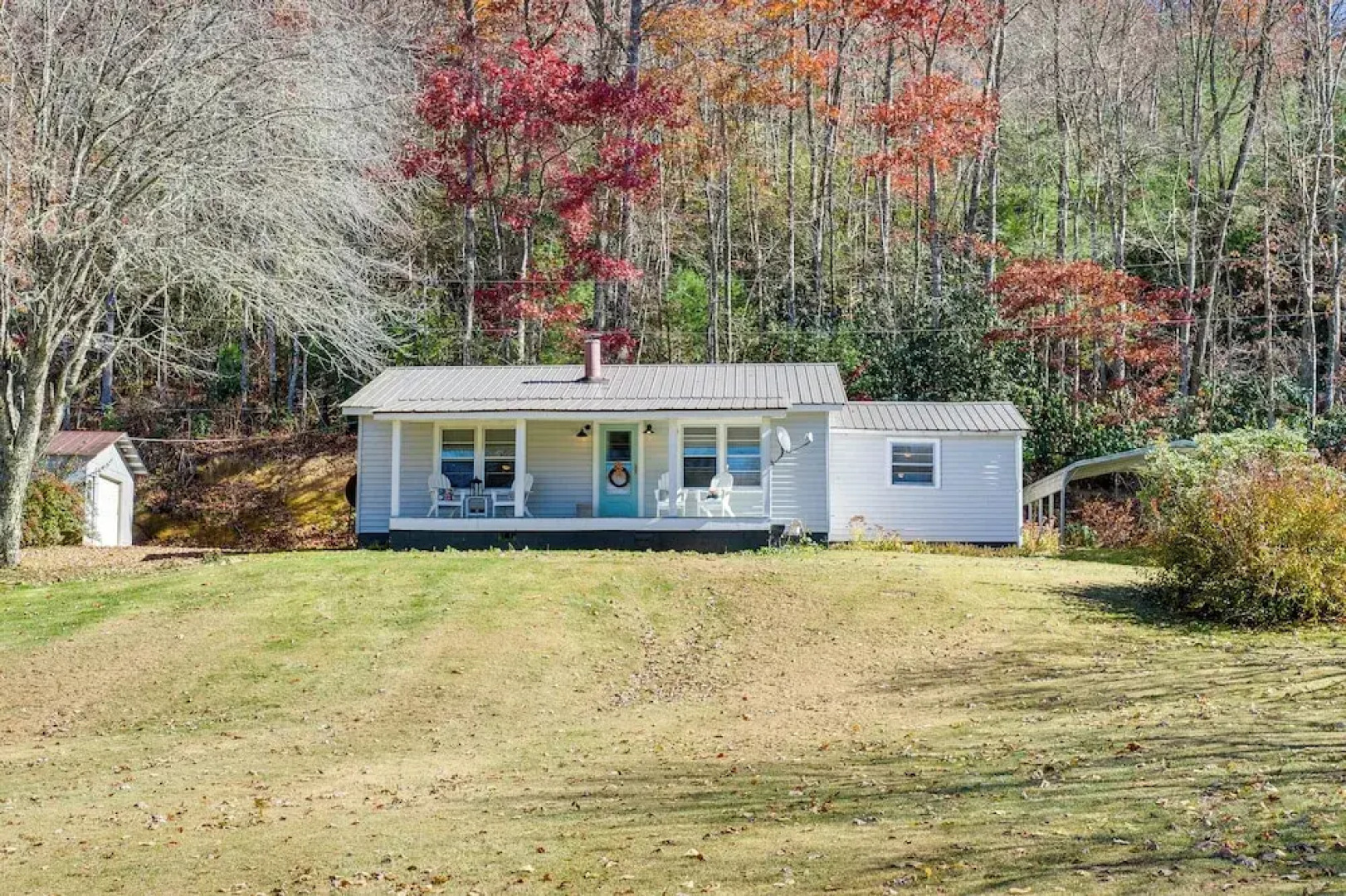 Pet-friendly Topton Home w/ Patio, Deck & Views!