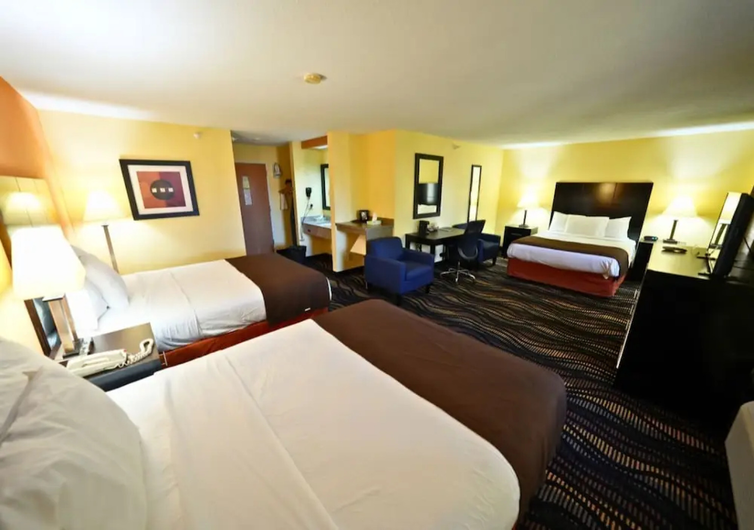 Rock Island Inn & Suites Streator IL