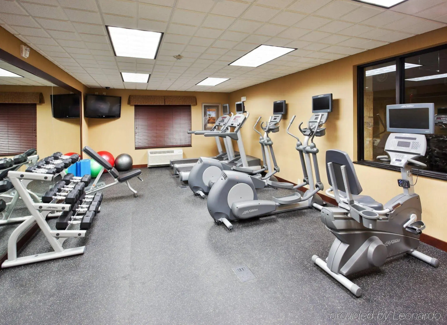 Holiday Inn Express Hotel & Suites Great Falls by IHG