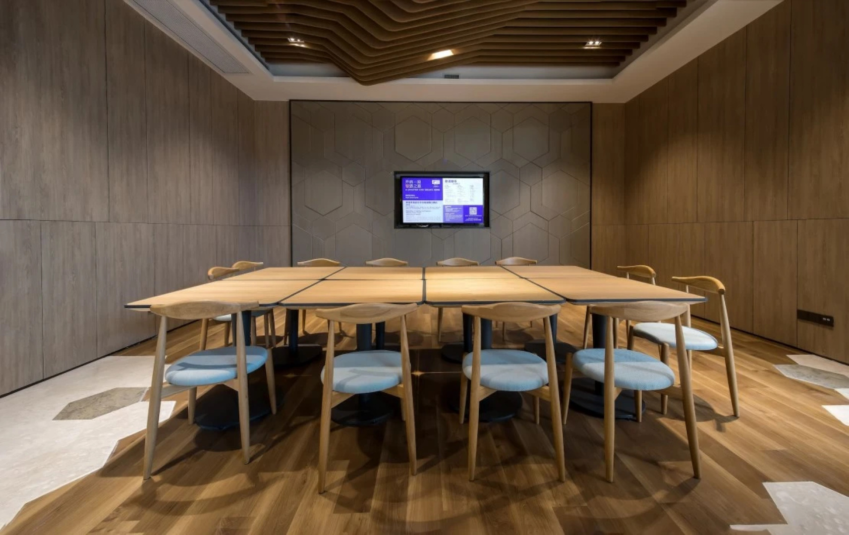 Holiday Inn Express Qidong Downtown