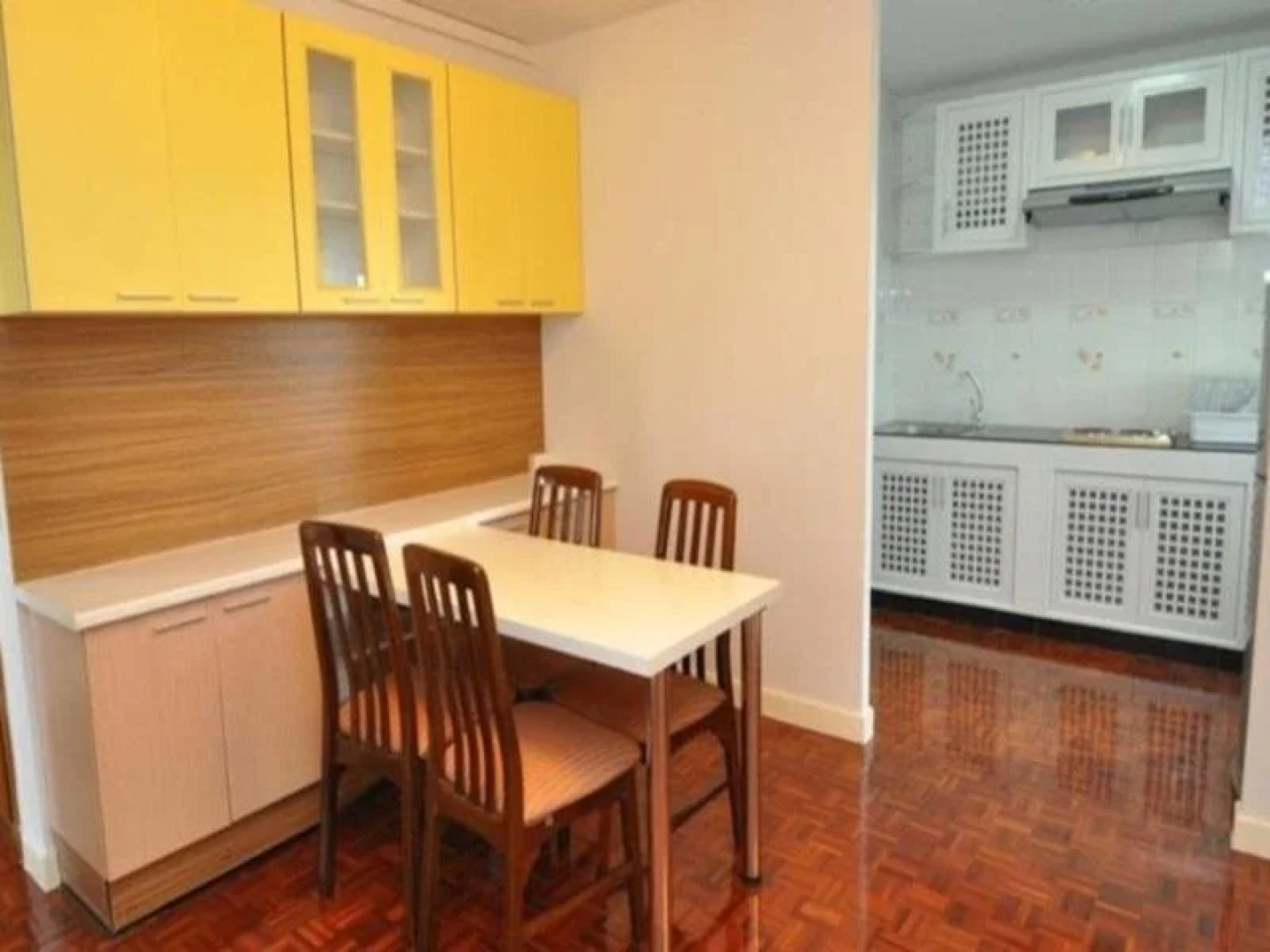 Lake View Condominium Superior