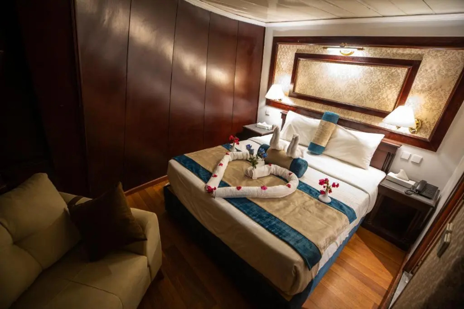 Champollion II 5 Stars Nile cruise