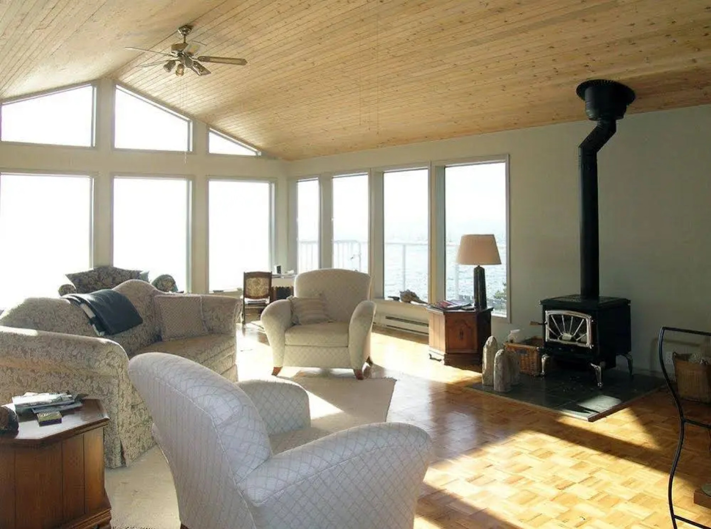 T'Sou-ke bye by BC Island Vacation Homes