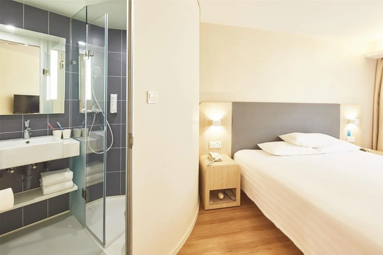 Hanting Express Xuyi Bus Station