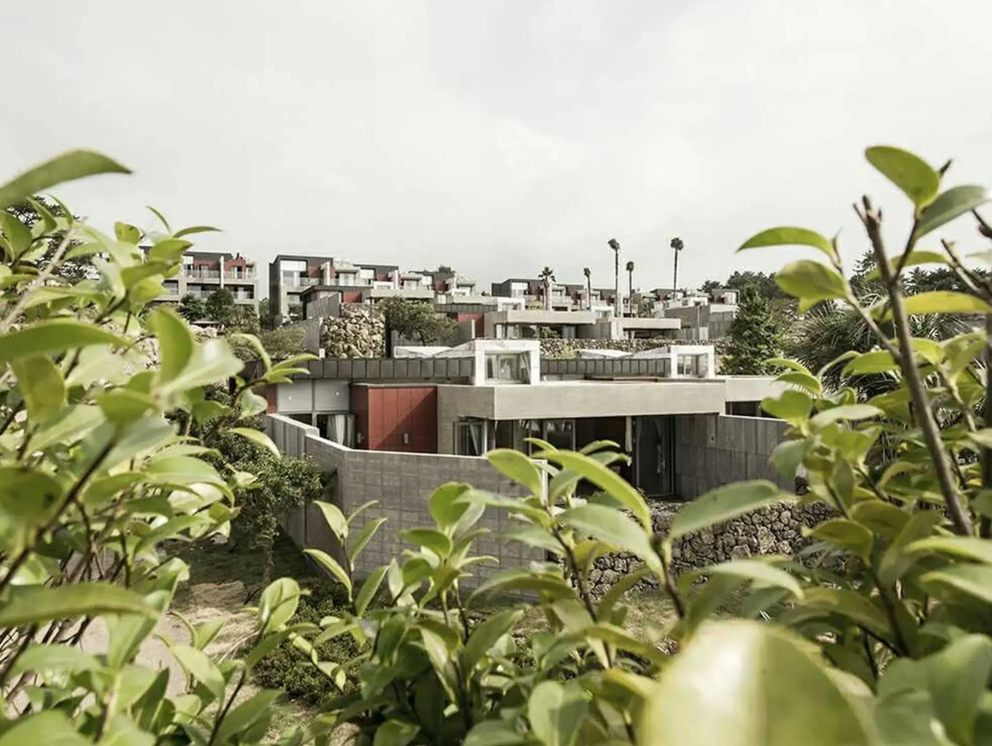 Luston Villa & Hotel