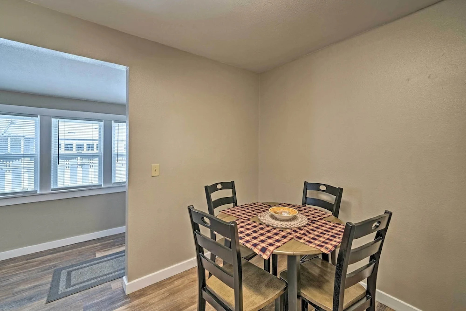 Red Lodge Retreat w/ Yard - Walk to Restaurants!