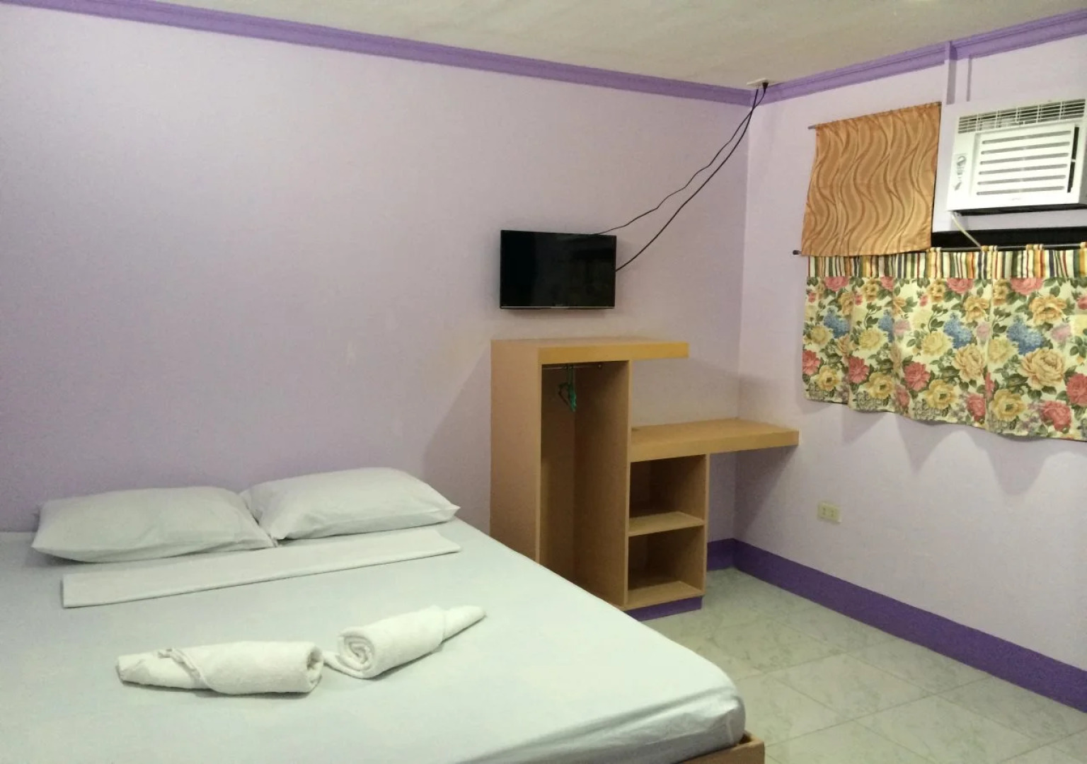 Velez Pensionne House