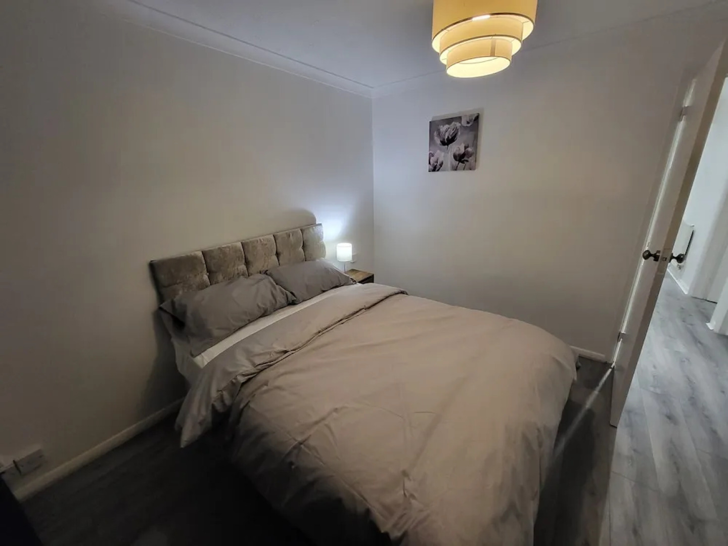 Charming 2-bed Apartment in Grays