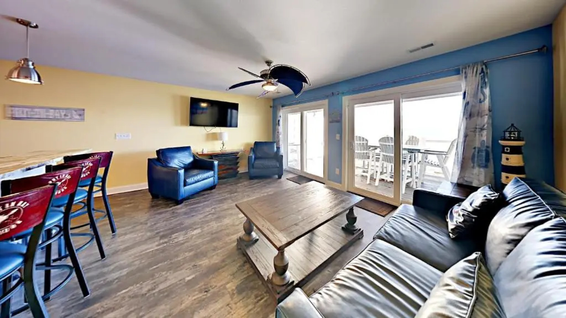 Put-in-Bay Waterfront Condo #204