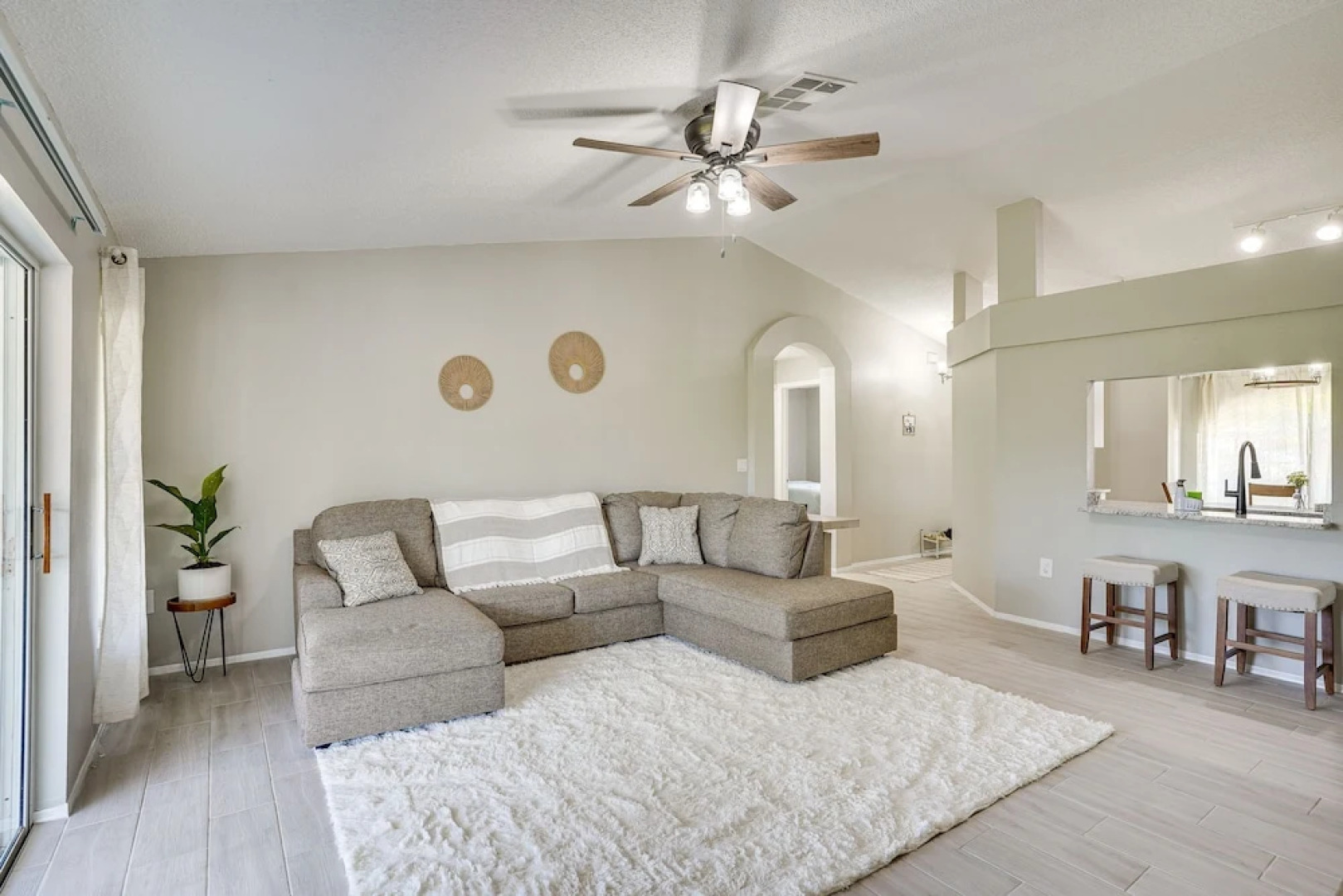 Family-friendly Winter Haven Home w/ Pool!