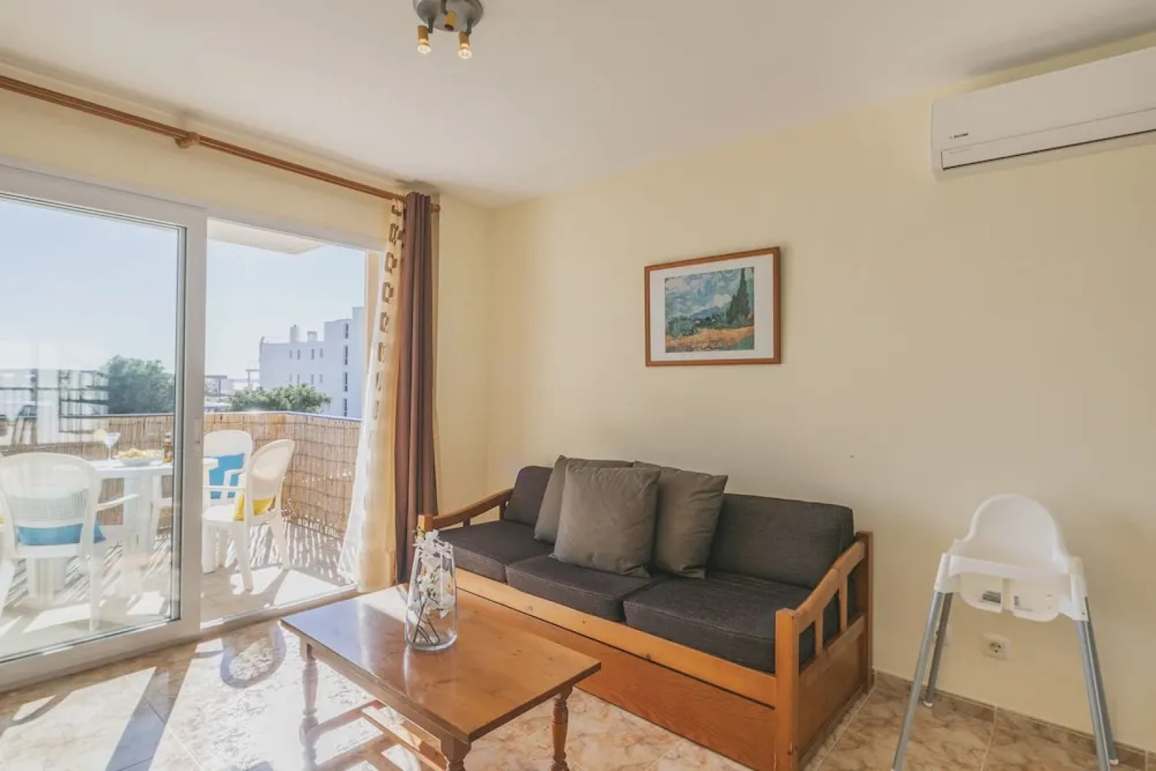 Tio Max Apartment IV