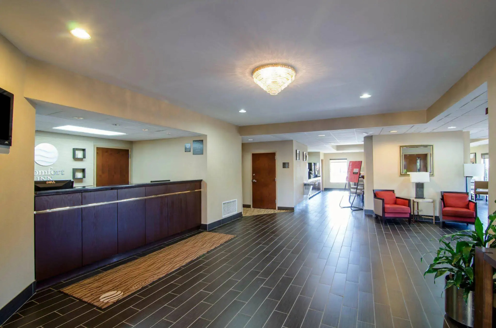 Clarion Pointe Apex – Holly Springs