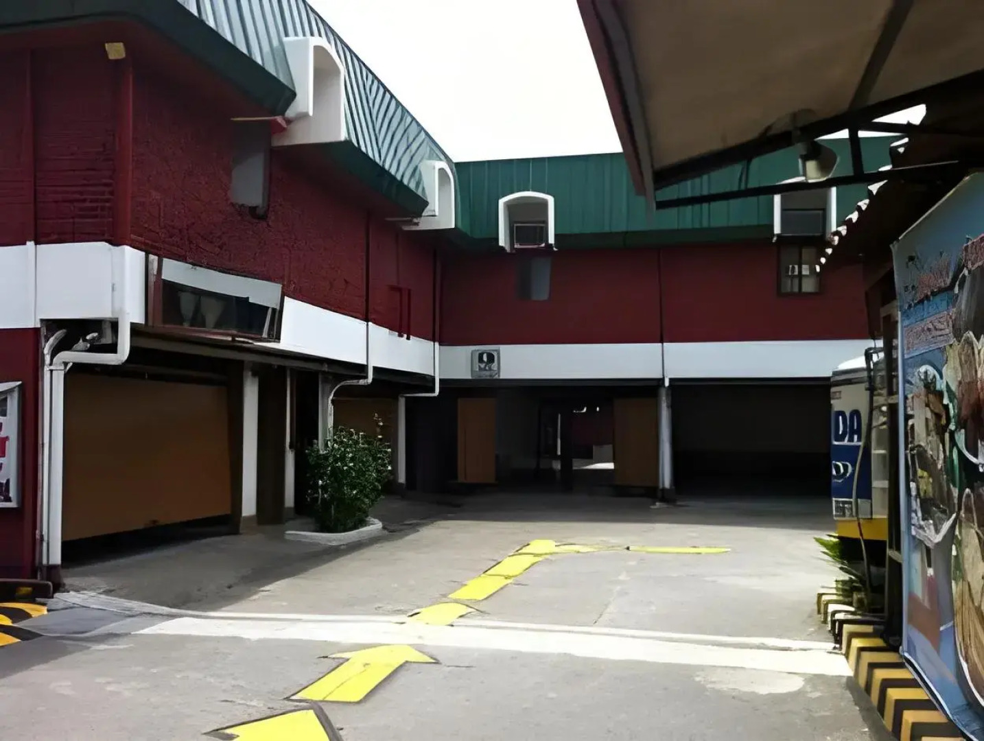 Halina Drive Inn Hotel - Pasay