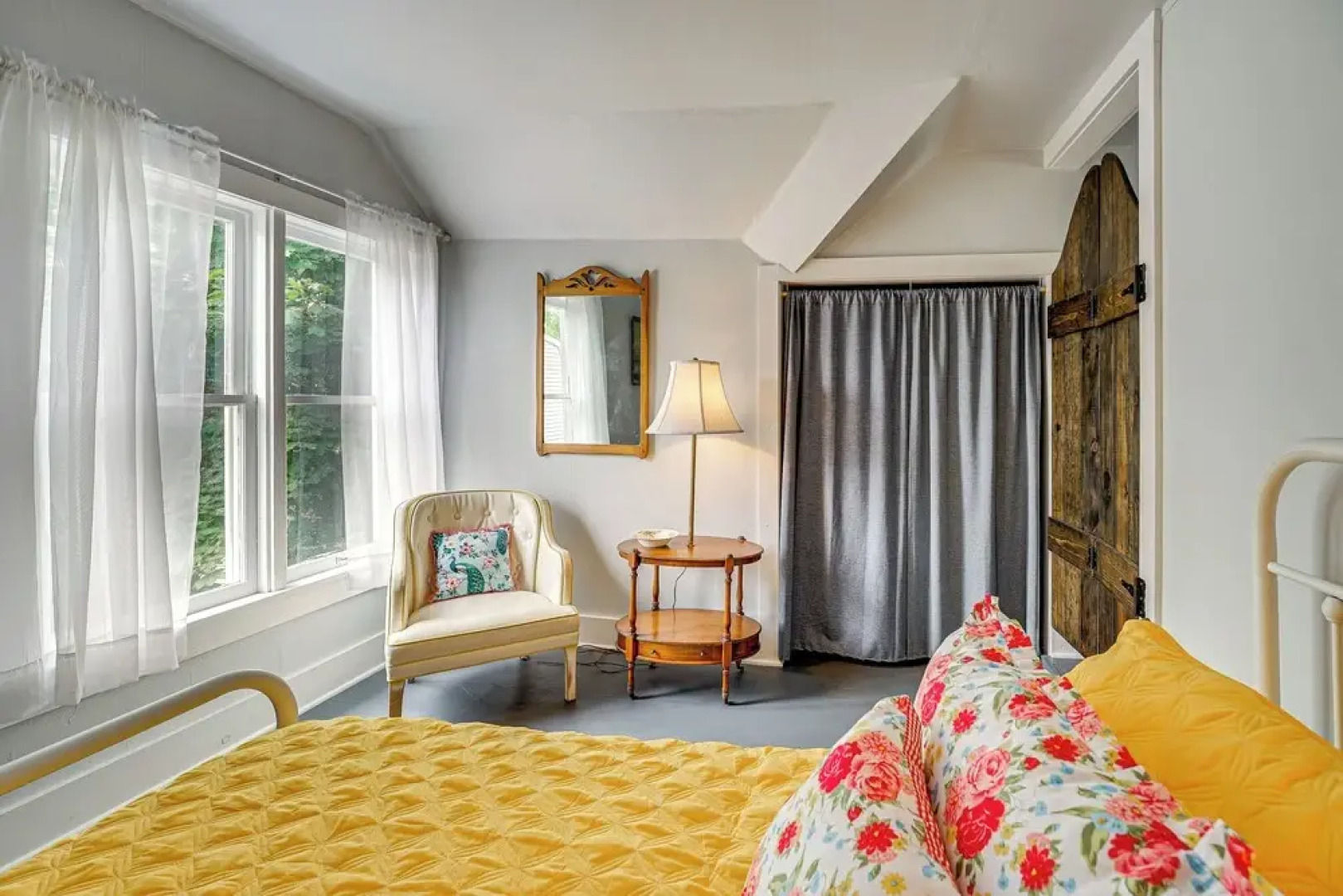 Spacious Vintage Gem w/ Sunroom in Manistee!