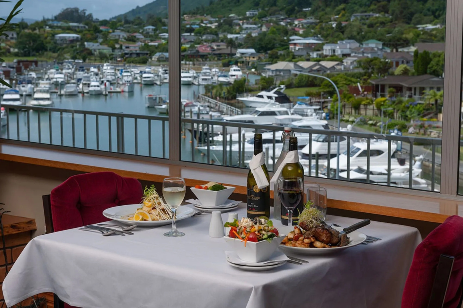 Picton Beachcomber Inn