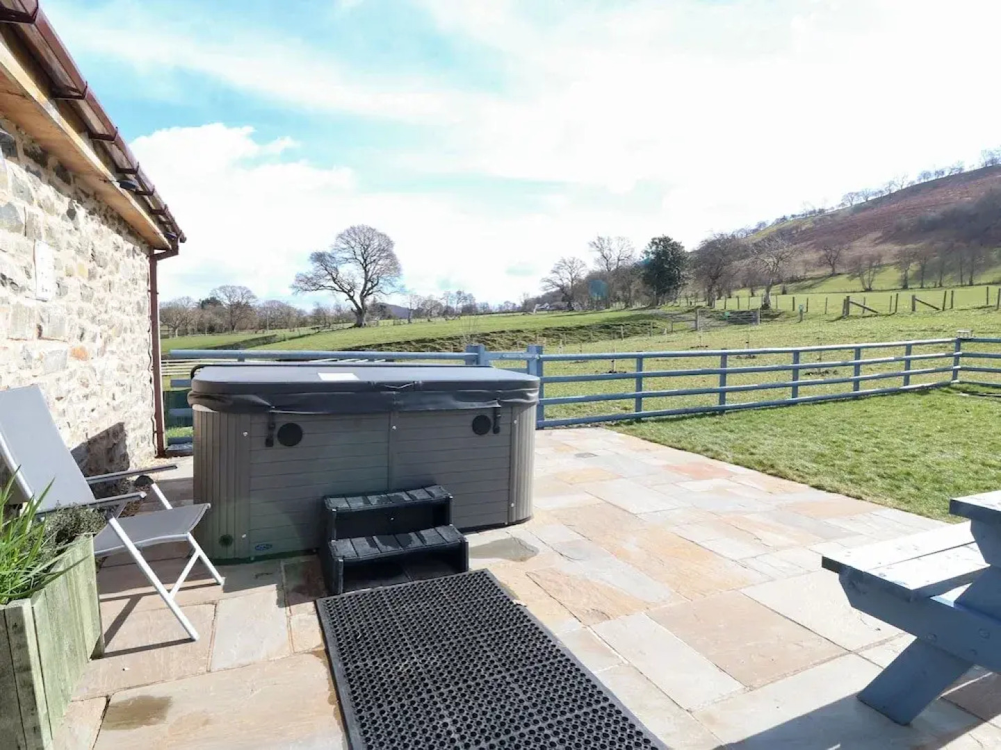 Y Granar (the Granary