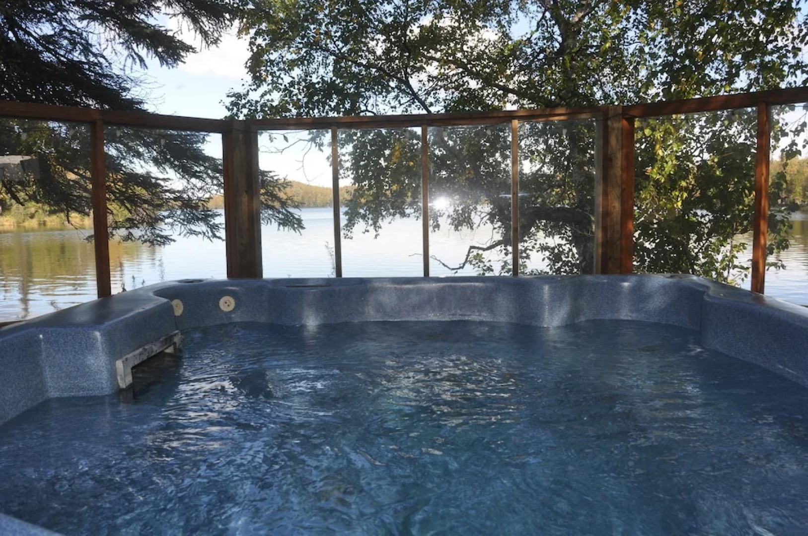 Daniels Lake Lodge B&B