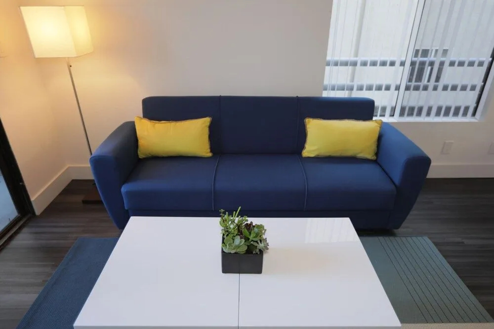 Hollywood Central Suites