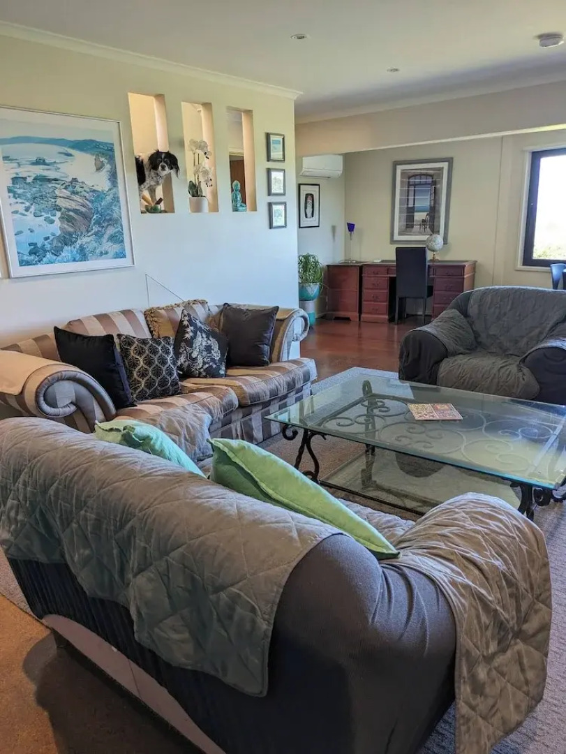 Fairhaven Beach House With Ocean Views and Tranquil Setting