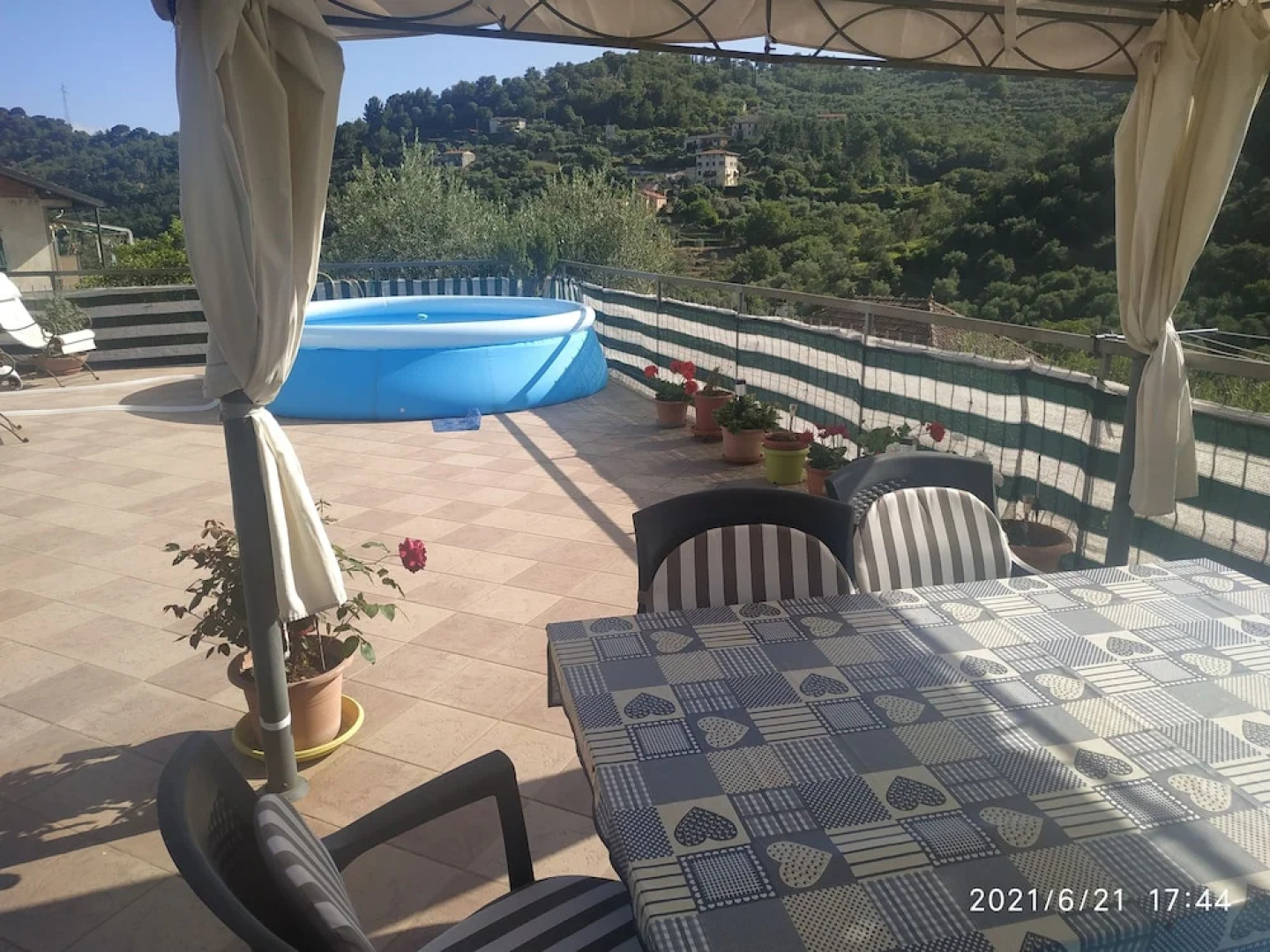 Room in Guest Room - Valle Degli Ulivi - Liguria, Italia