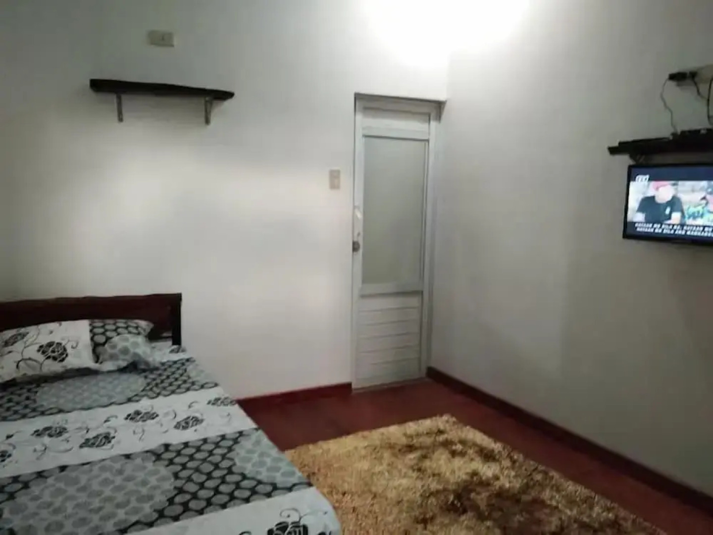 Ross Rose Budget Hotel