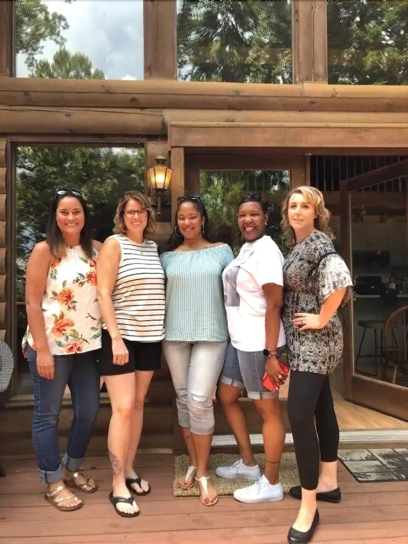 Red Wolf - 2 Br Cabin