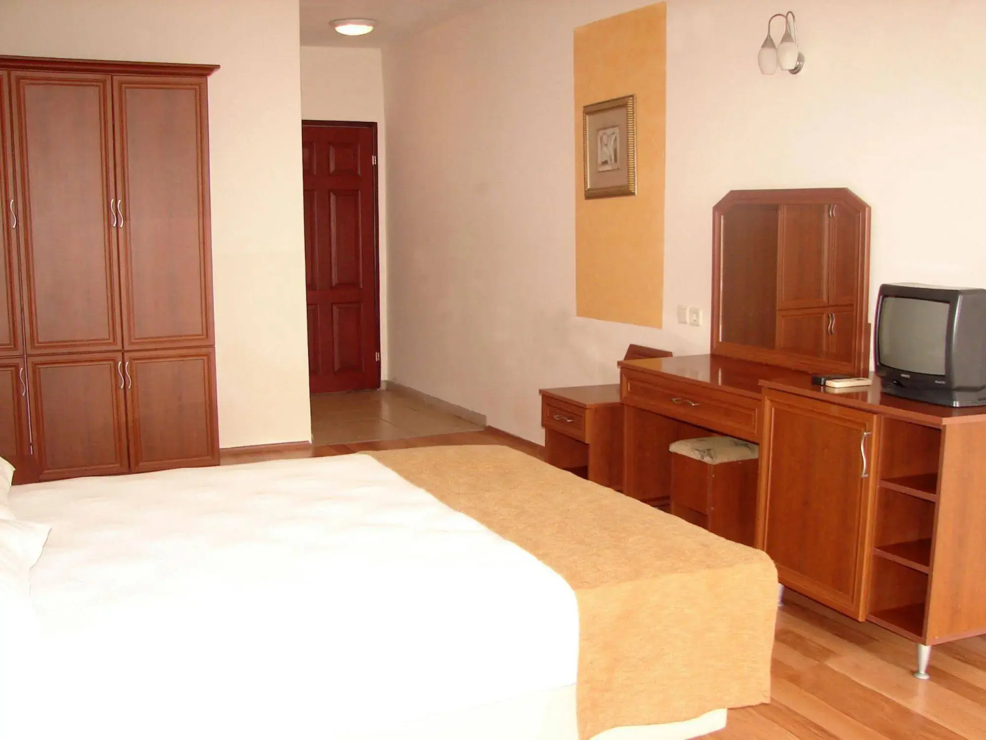 Отель Nex Royal Beach