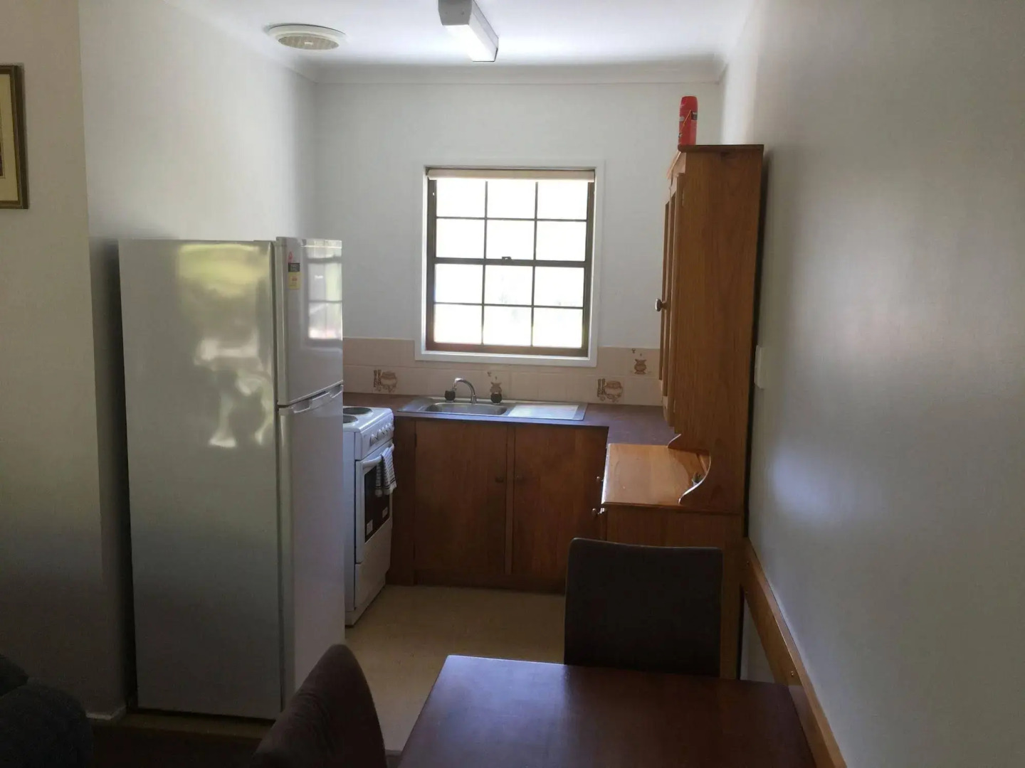 The Fox and Hounds Historic Hotel