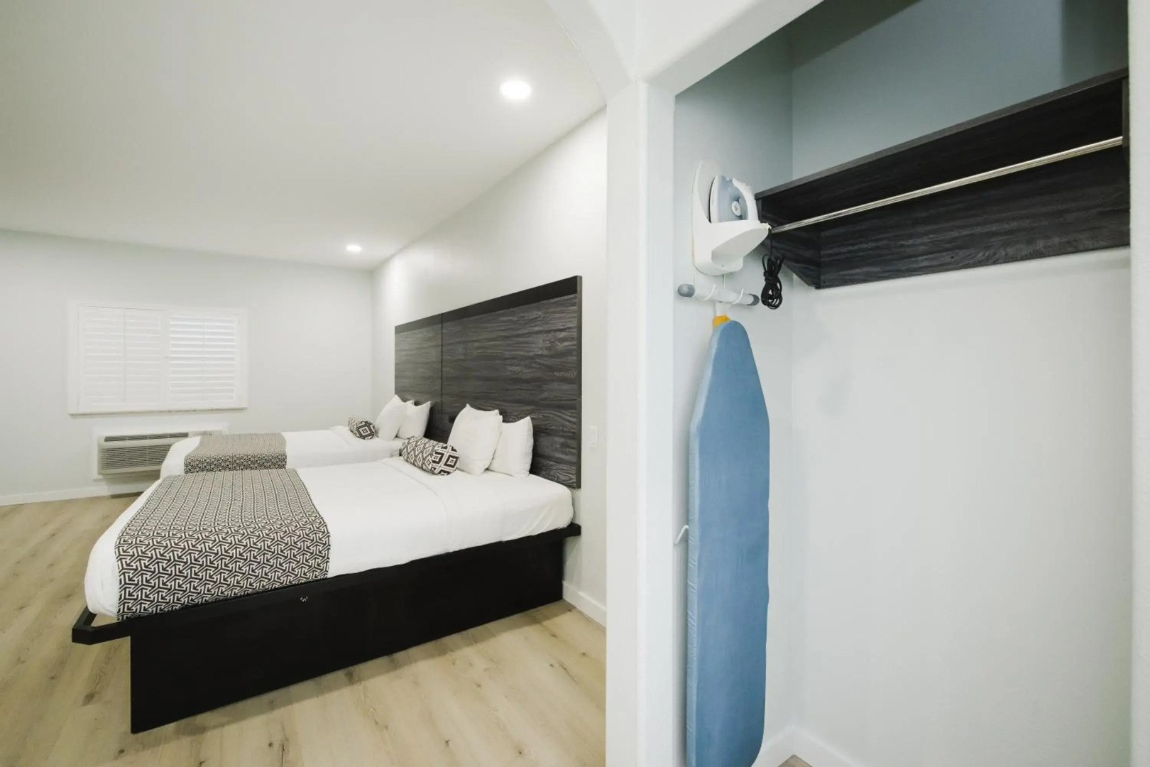 Sapphire Inn and Suites