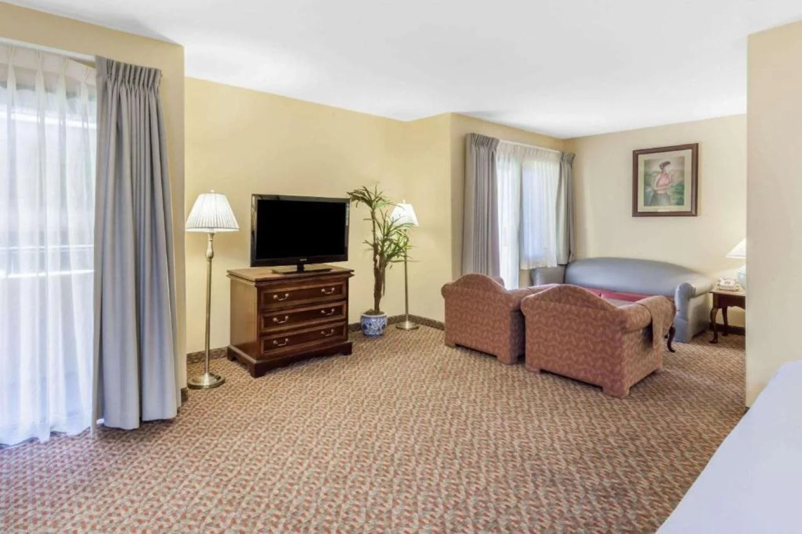 Ramada Plaza Garden Grove