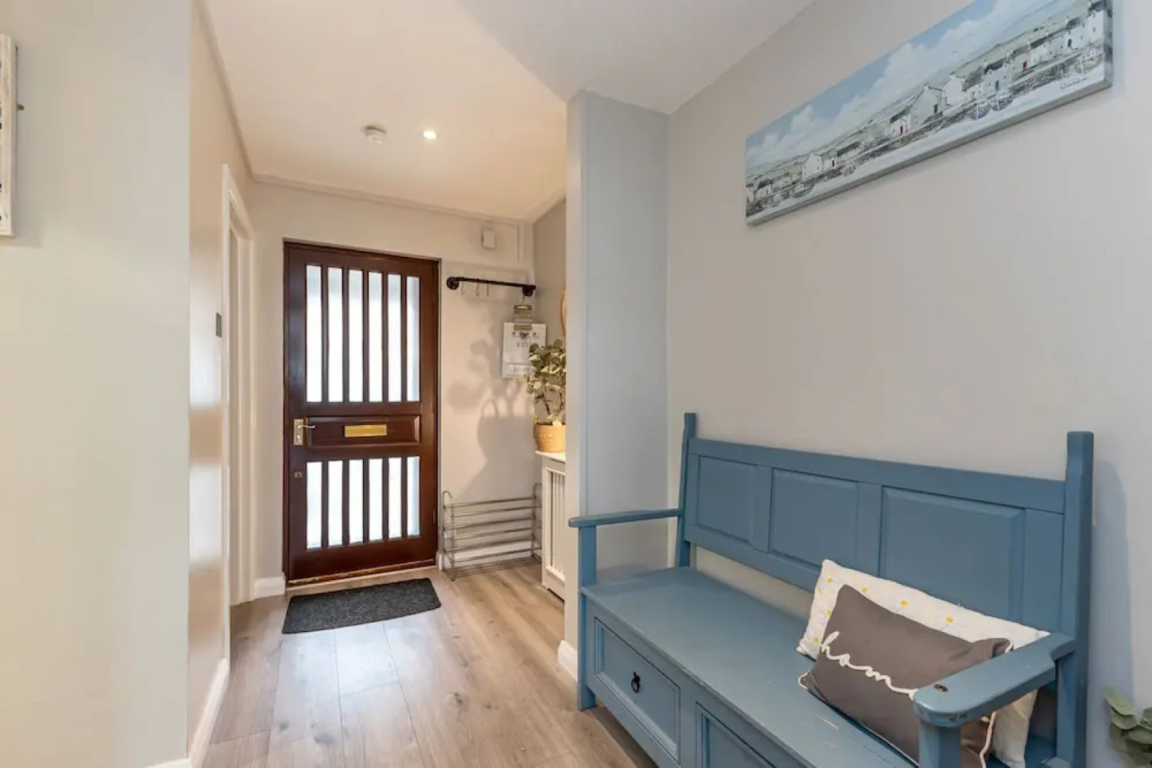 Central Apartment 3B