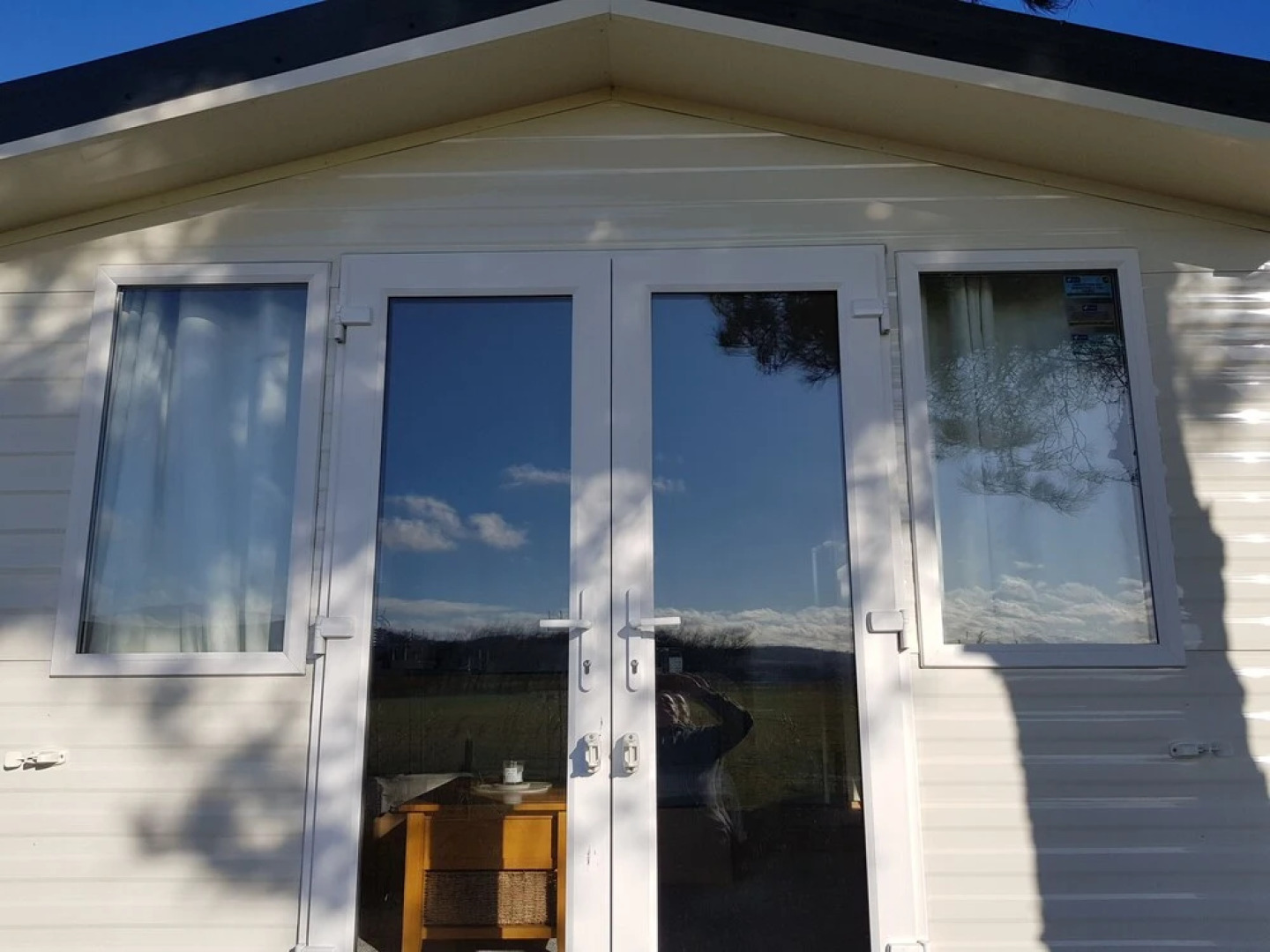 8 Berth Pet Friendly New Caravan in Towyn, Wales