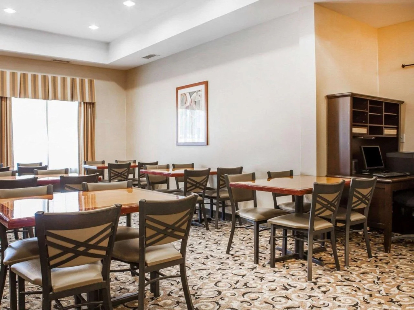 Comfort Suites Mahwah - Paramus