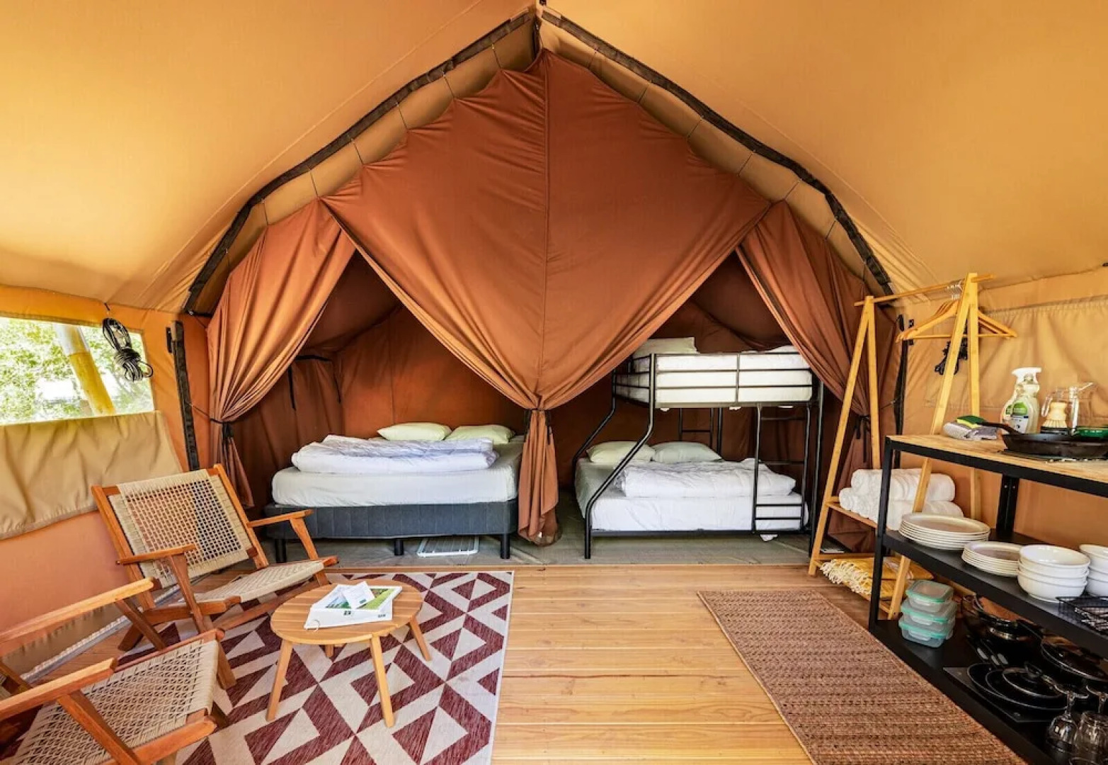 Huttopia Paradise Springs