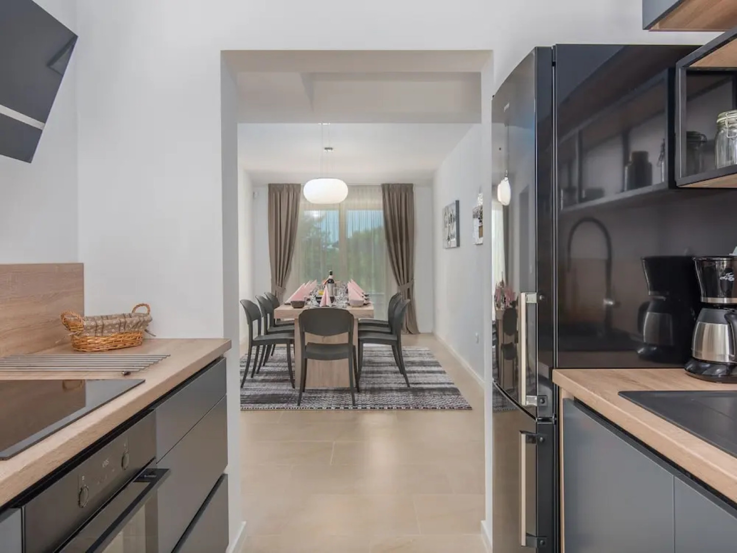 Holiday House  with private pool in a quiet location with garden and grill