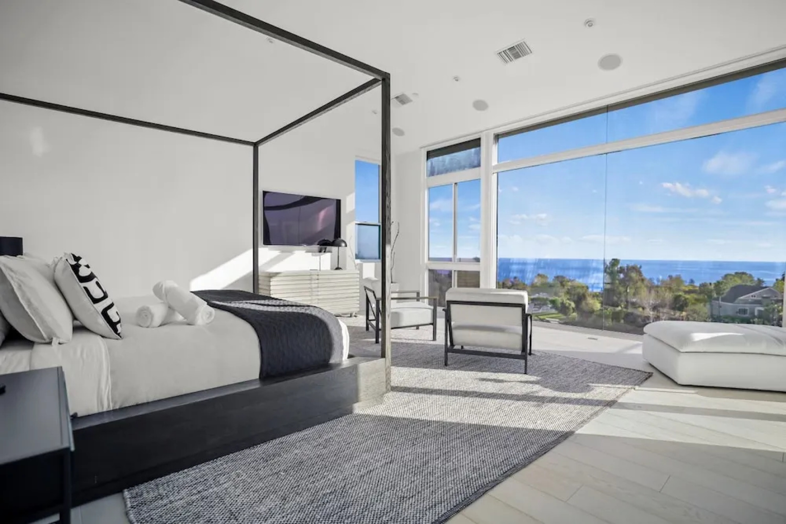 Winding Way - Modern Malibu Masterpiece With Unobstructed Ocean Views