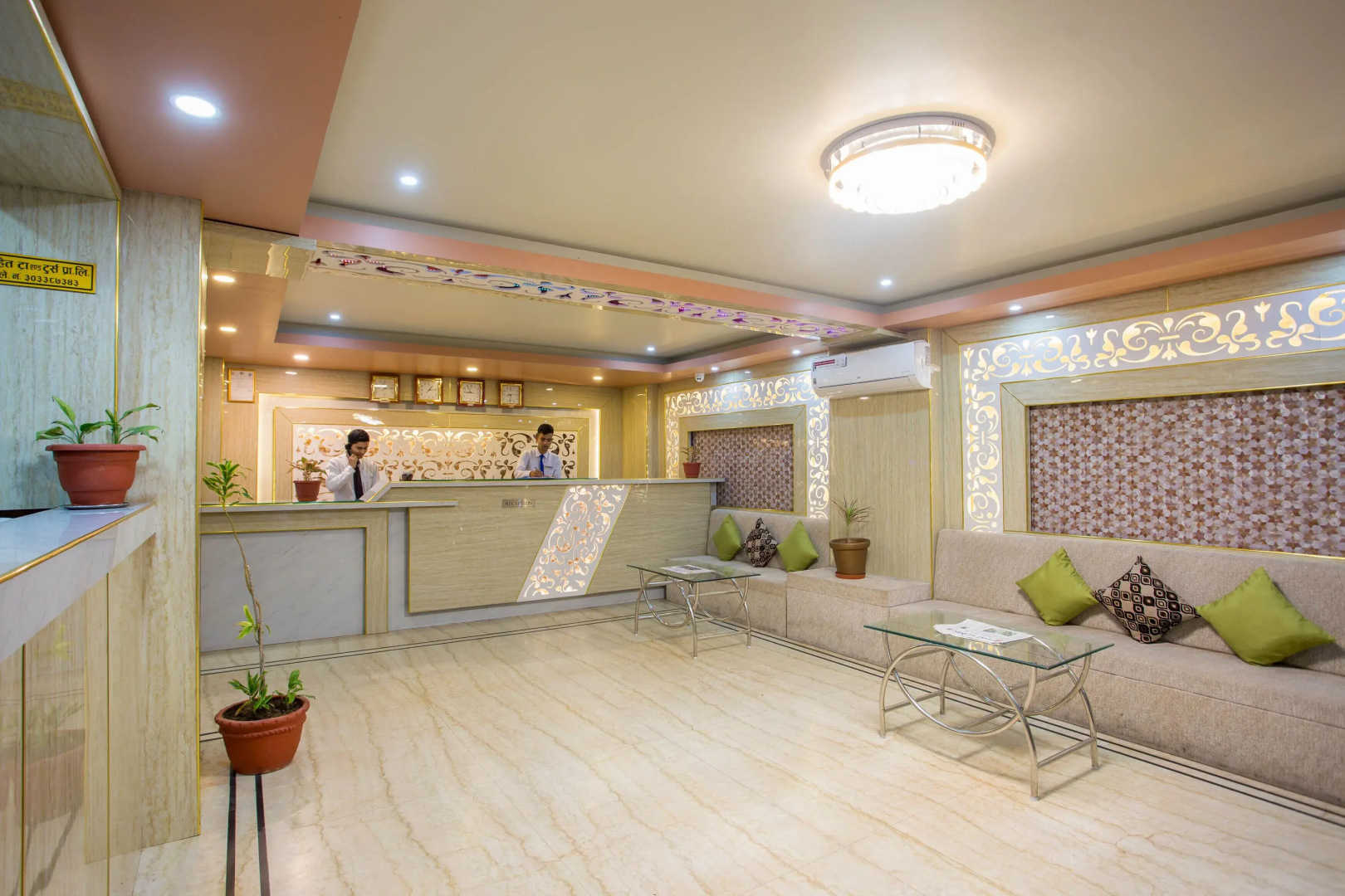 Siddhartha Hotel New Anand