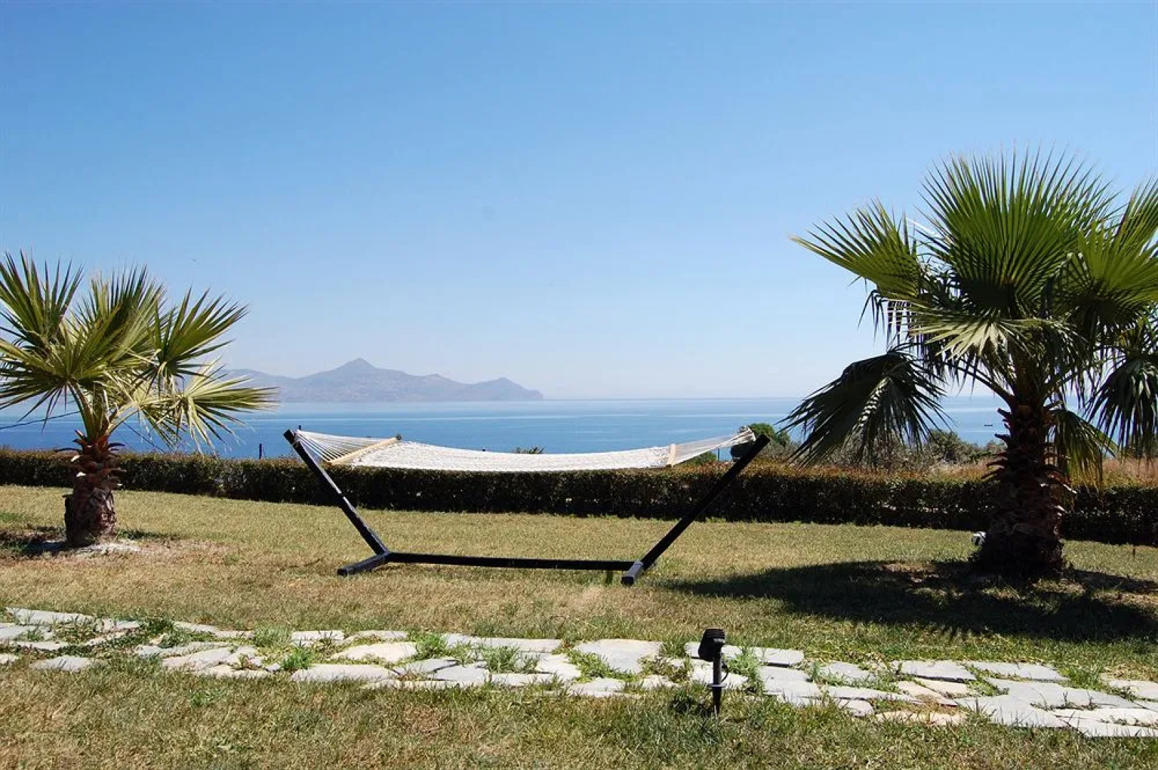 Отель Cavo Petra