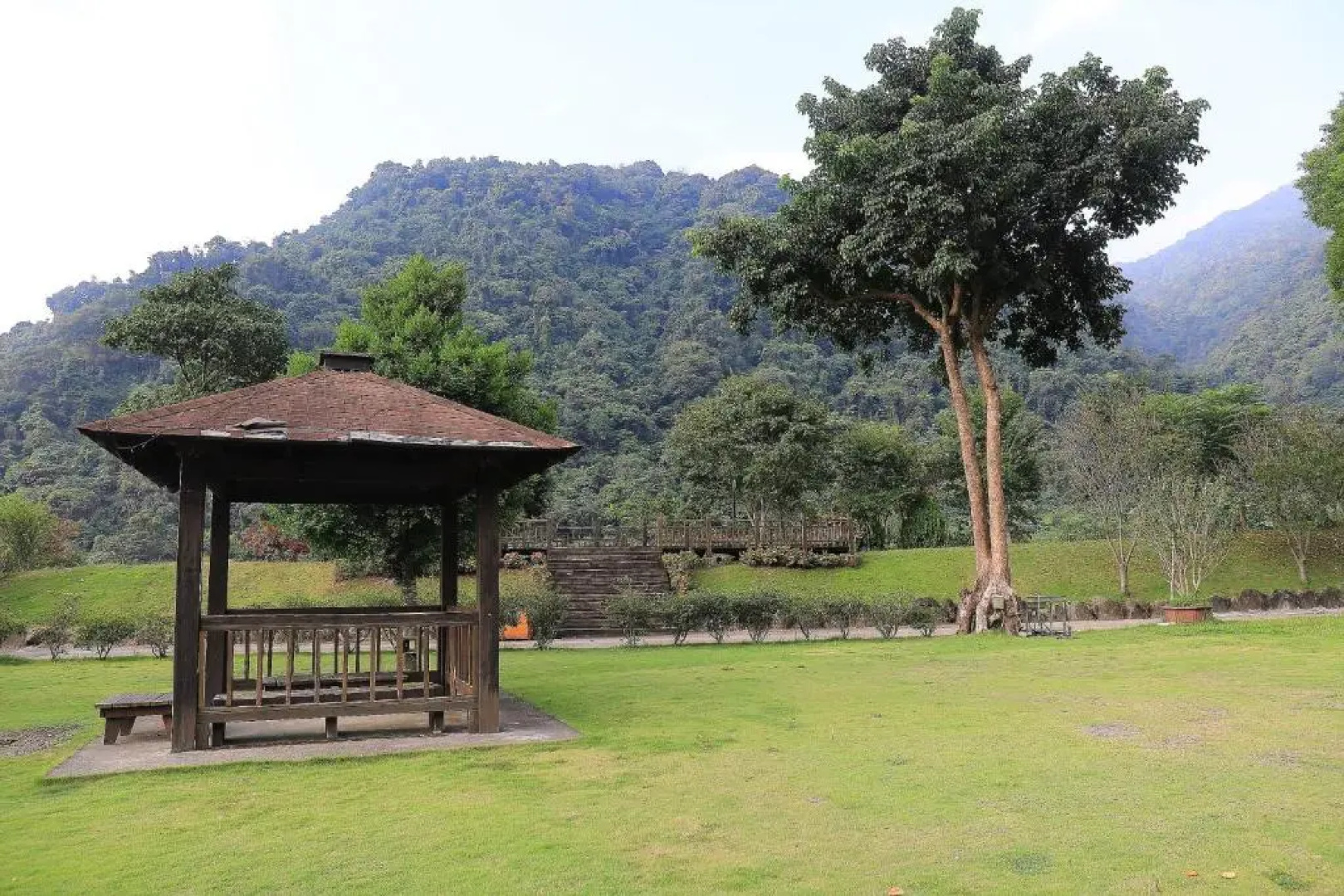 Yotai Spring Guest House