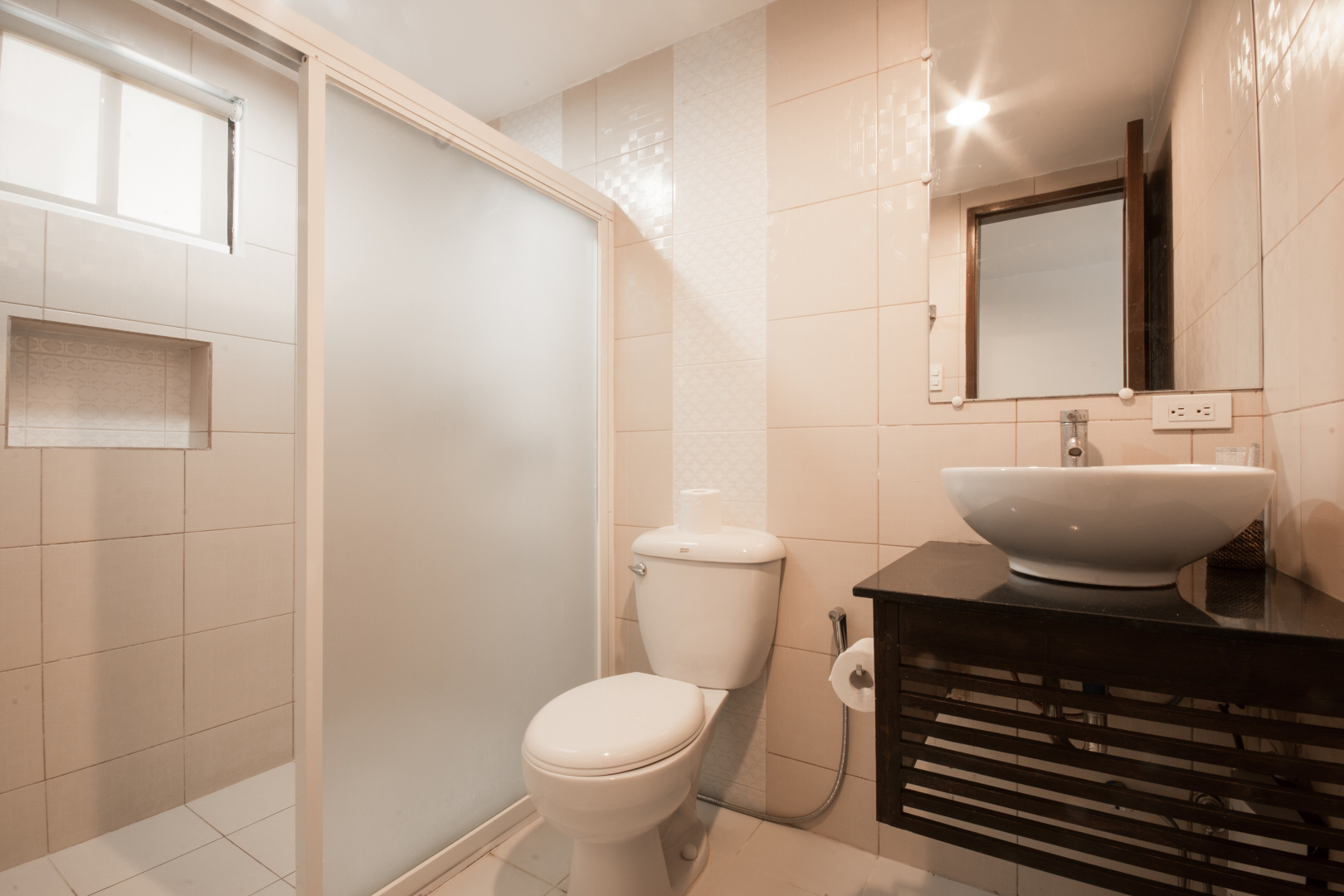 White House Beach Resort