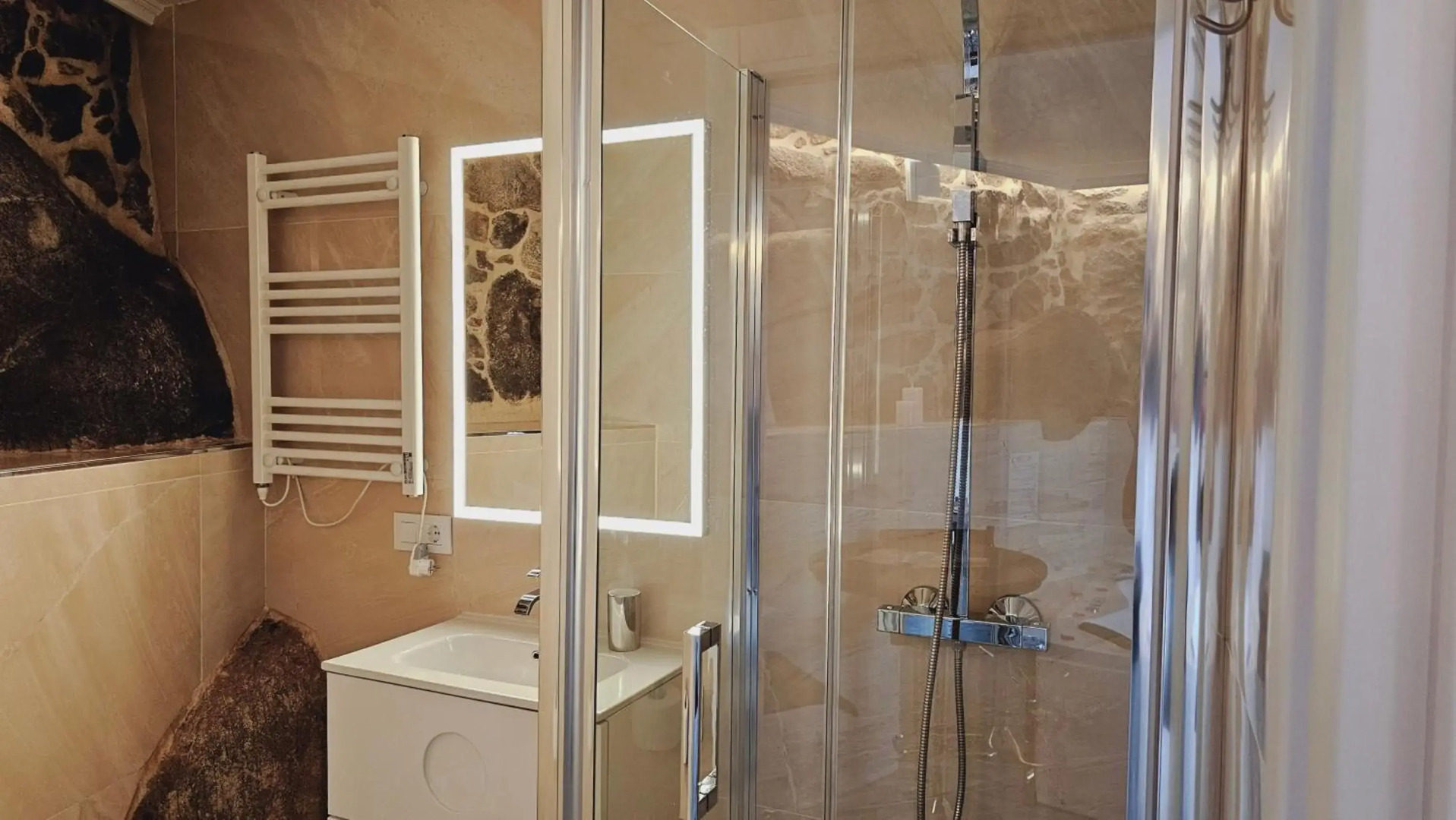 Loft con Jacuzzi os Arcos