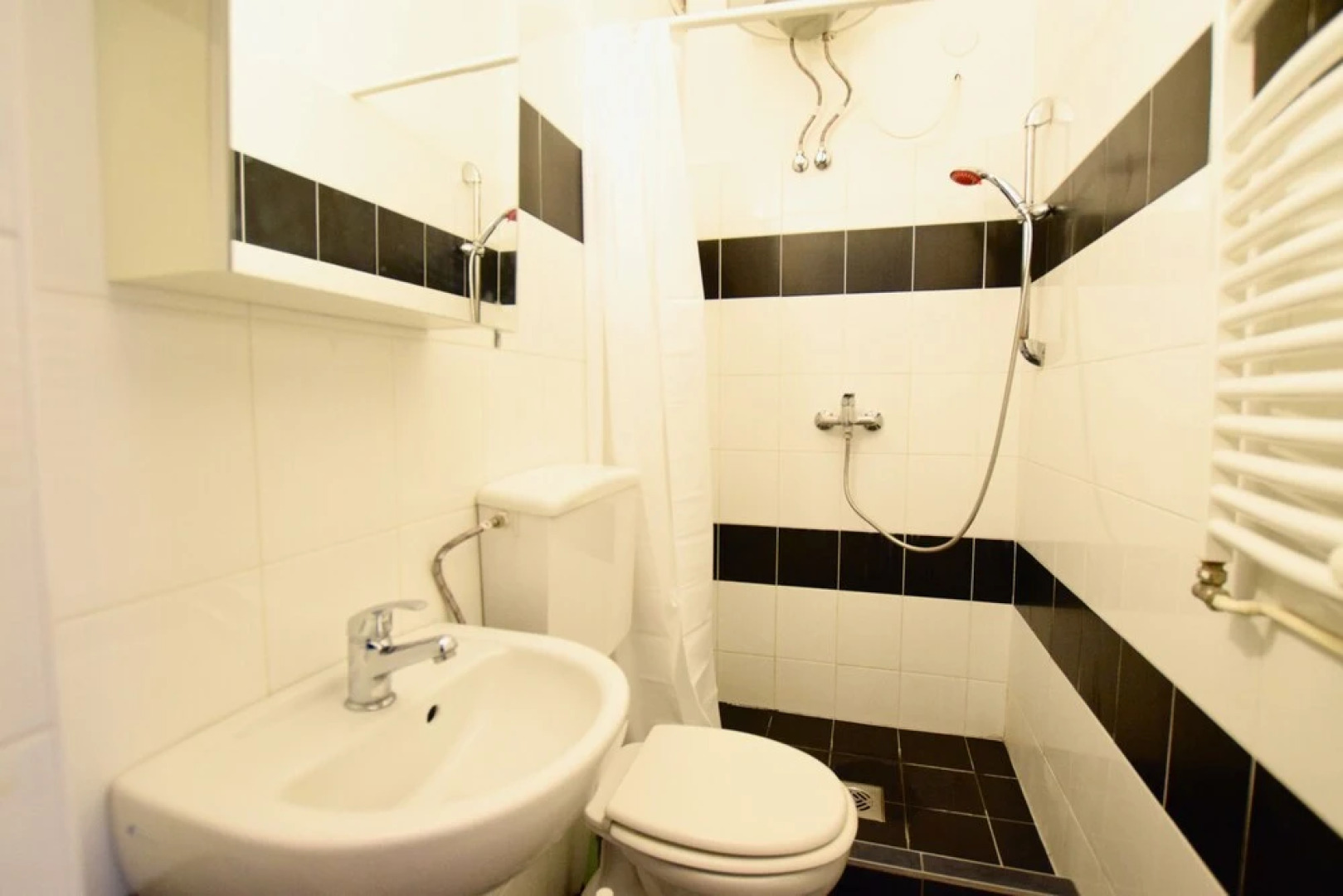 Hi5 Apartments - Chain Bridge