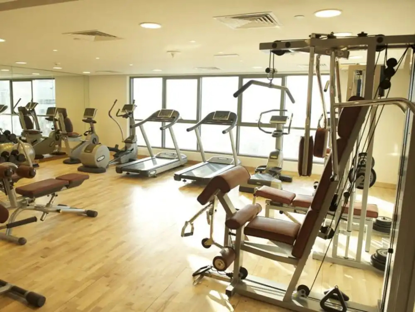 Отель Grand Belle Vue 