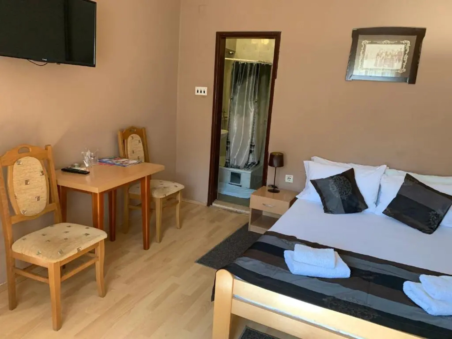 Guest accommodation Zone