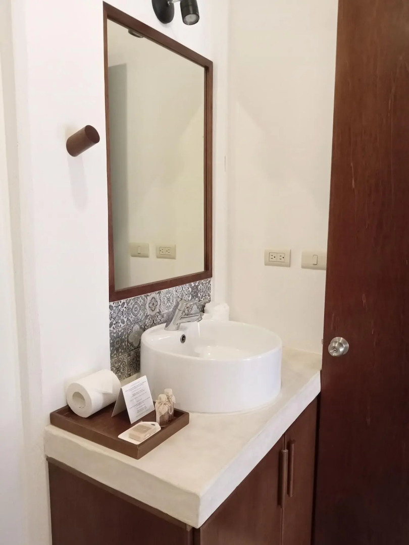 Noah Beach Hotel & Suites