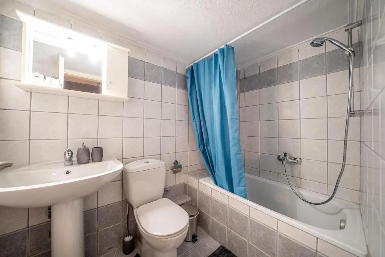 Kozani Hideaway for 2!