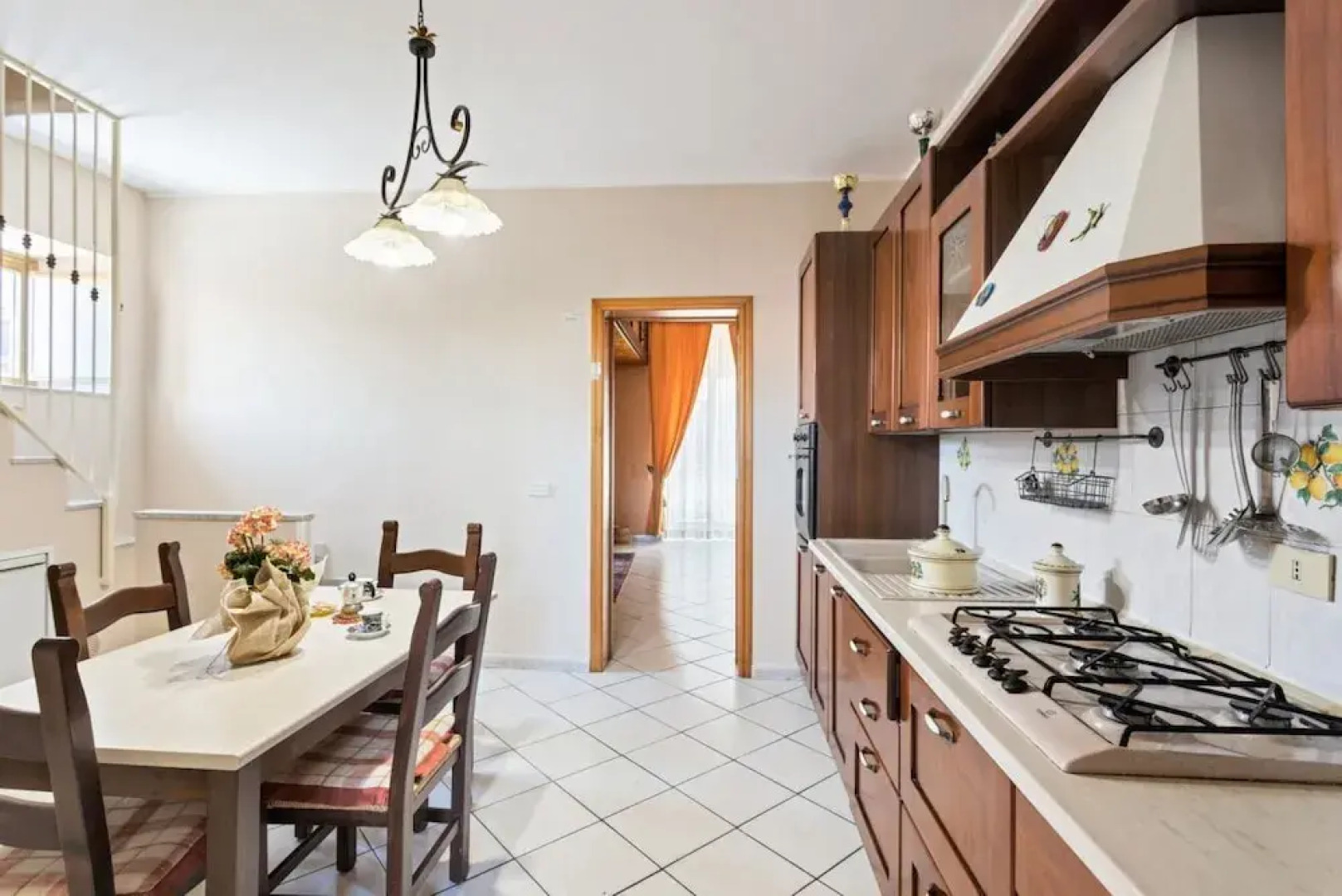 Castello Ursino Balcony Apartment